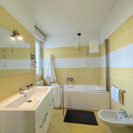 Sky Apt Apartament Bolonia